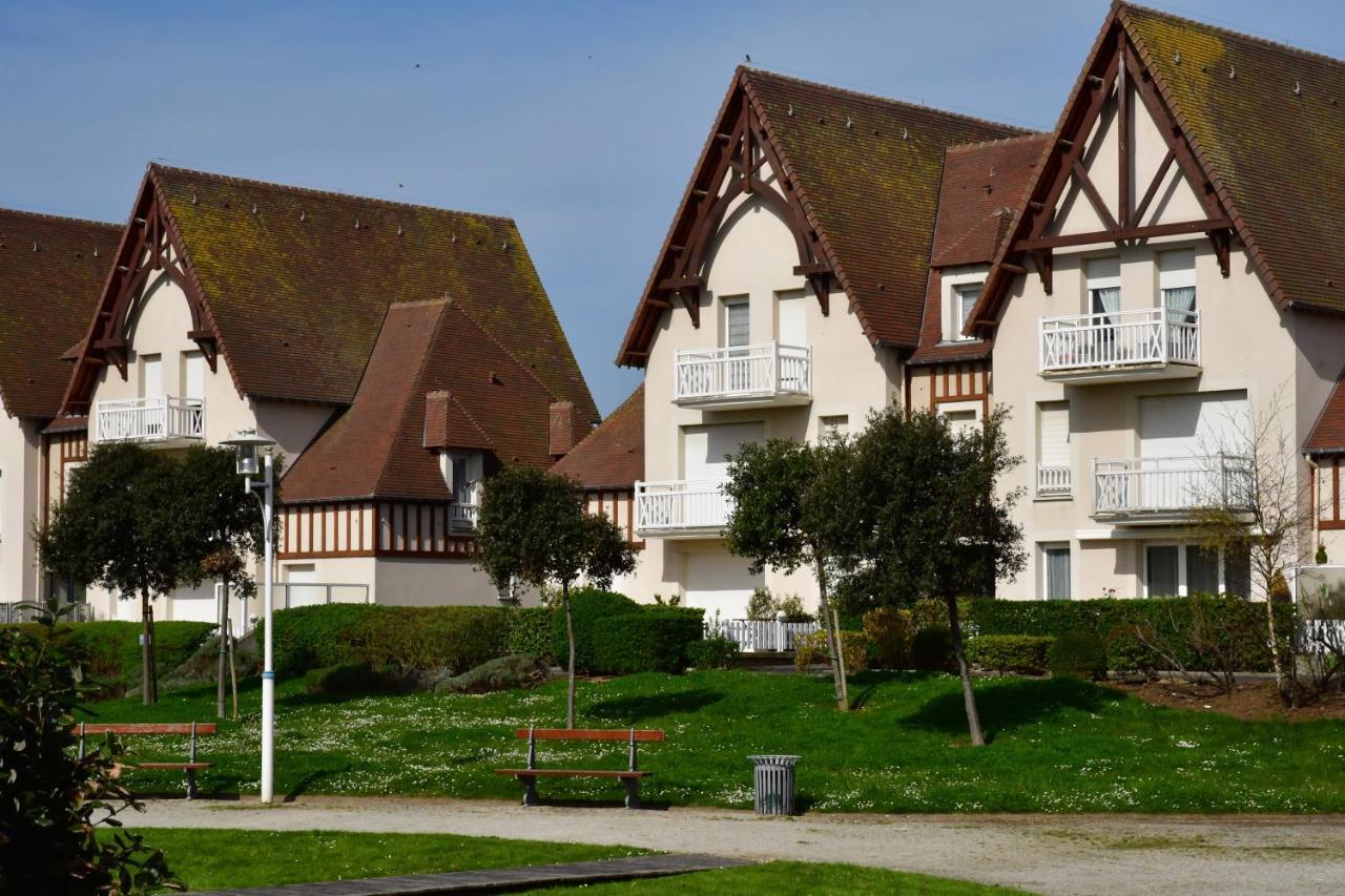 Studio Avec Loggia - A 200M De La Plage - Parking Курсель-сюр-Мер Екстер'єр фото